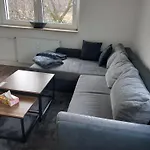 1#netflix &wlan &kingsize Bett &kaffee Maschine & Zentral & 500m Innenhafen & 2 Min U Bahn Duisburg