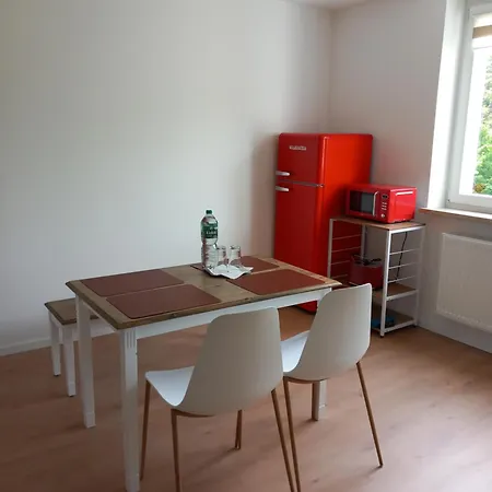 1#netflix &wlan &kingsize Bett &kaffee Maschine & Zentral & 500m Innenhafen & 2 Min U Bahn *