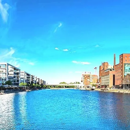 1#netflix &wlan &kingsize Bett &kaffee Maschine & Zentral & 500m Innenhafen & 2 Min U Bahn Apartment