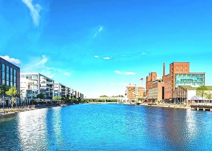 1#netflix &wlan &kingsize Bett &kaffee Maschine & Zentral & 500m Innenhafen & 2 Min U Bahn Lejlighed